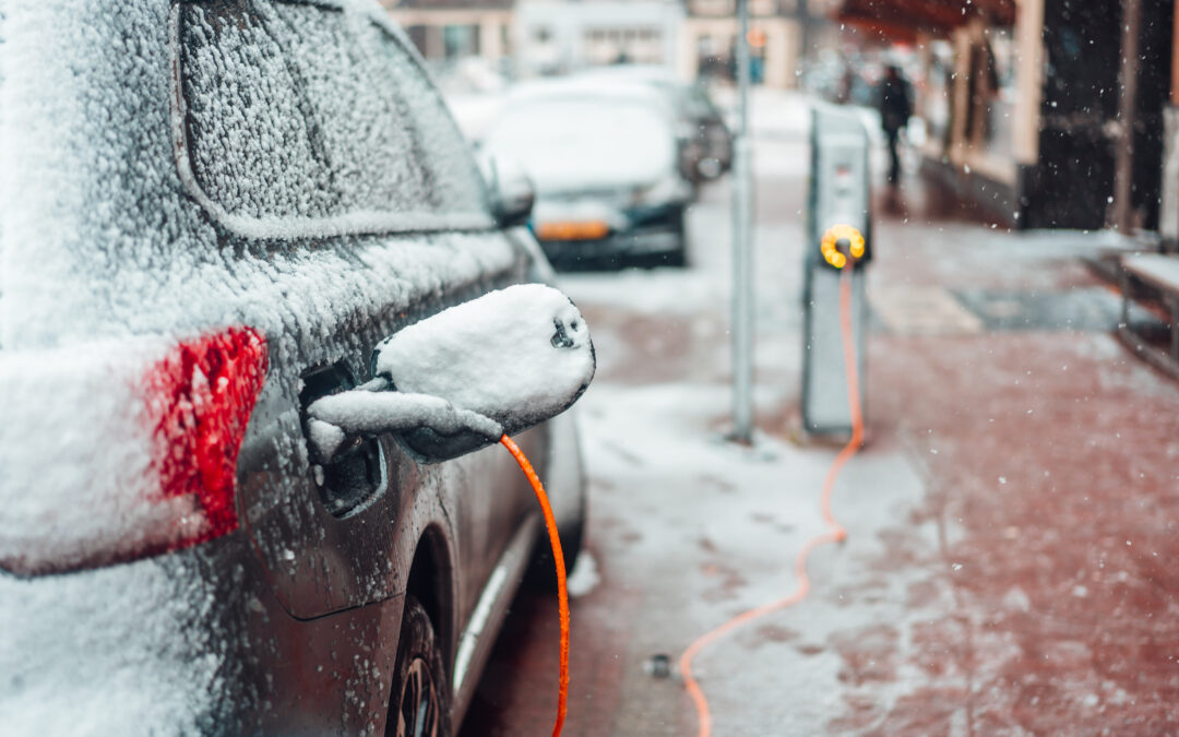 Elektrische auto opladen in de winter? 8 essentiële tips voor een optimaal verbruik